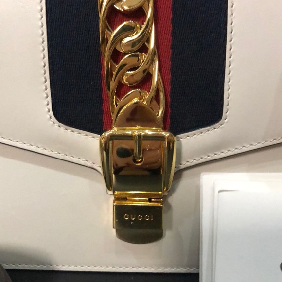 💯 GUCCI SYLVIE CROSSBODY MEDIUM $2750 - Picture 3 of 8